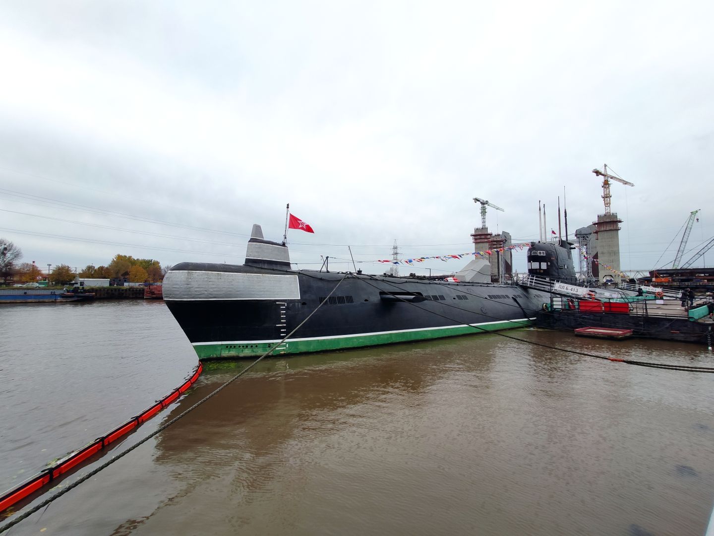 Б-413: 90 дней в стальной трубе. Исповедь подводника